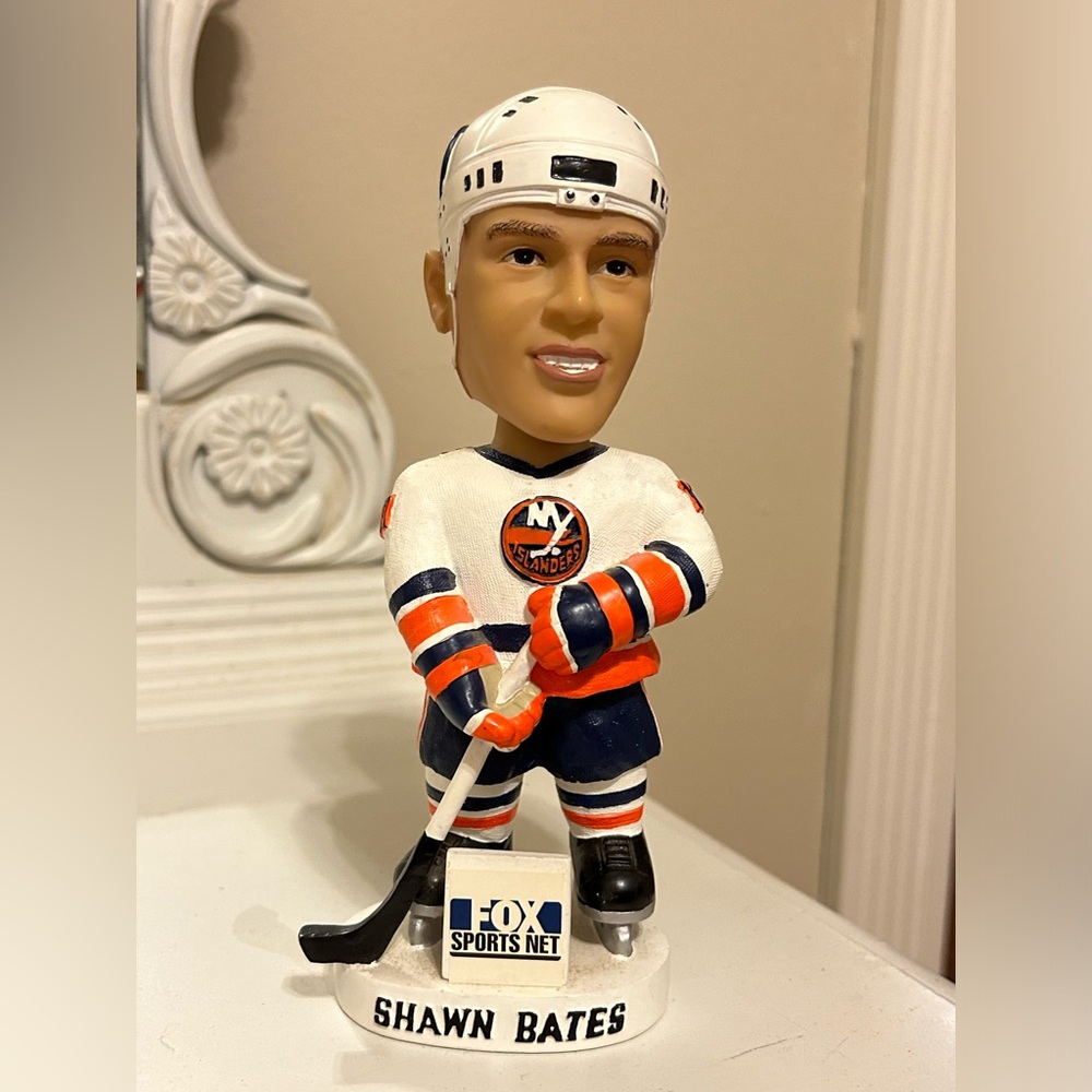 NY Islanders Shawn Bates bobble head collectible